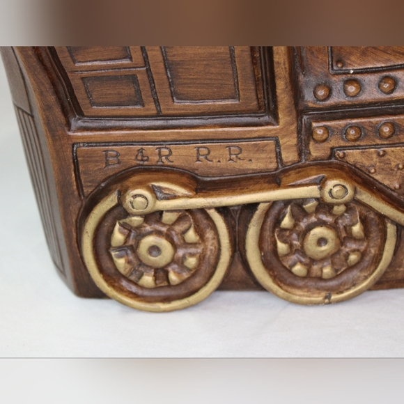 Vintage Treasure Craft B & R R.R. No.9 Train Cookie Jar - Charming 1970s Ceramic - Picture 6 of 16